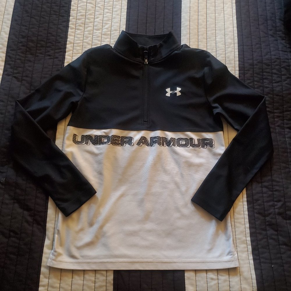 Under Armour long sleeve shirt big boys (size M)